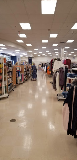 Shopping Mall «The Oaks Shopping Mall», reviews and photos, 500 N Thompson Ln, Murfreesboro, TN 37129, USA