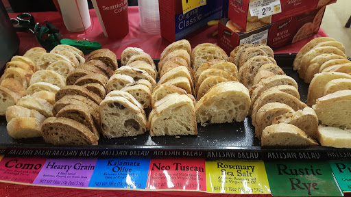 Grocery Store «Safeway», reviews and photos, 702 W Hopi Dr, Holbrook, AZ 86025, USA