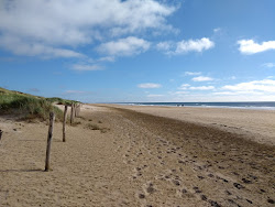 Egmond aan Zee'in fotoğrafı uzun koy ile birlikte