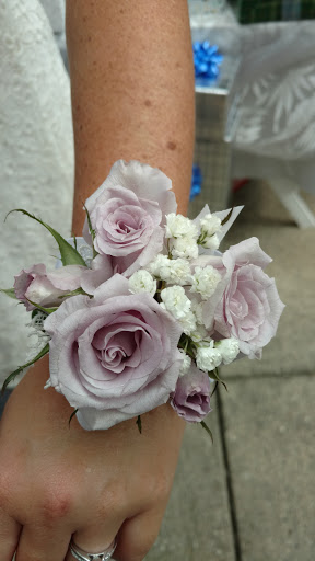 Florist «Posies Unlimited Florist», reviews and photos, 5230 Waterford Rd, Village of Clarkston, MI 48346, USA