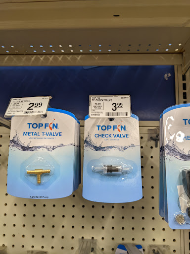 Pet Supply Store «PetSmart», reviews and photos, 5812 Youngstown Warren Rd, Niles, OH 44446, USA