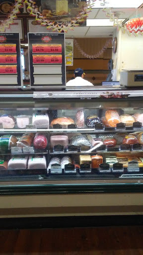 Supermarket «Supremo Food Market», reviews and photos, 249 E Front St, Plainfield, NJ 07060, USA