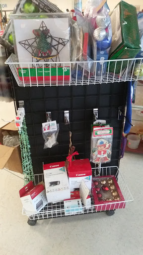 Thrift Store «Raleigh Rescue Mission Store and Donation Center», reviews and photos