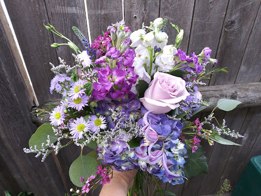 Florist «Barnes House Of Flowers», reviews and photos, 866 N Colony Rd, Wallingford, CT 06492, USA