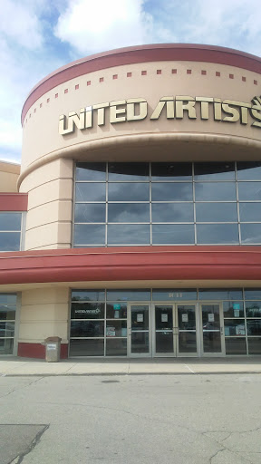 Movie Theater «United Artists Commerce Township 14», reviews and photos, 3033 Springvale Dr, Walled Lake, MI 48390, USA