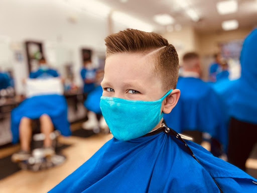 Barber Shop «4 Gentlemen Barbershop», reviews and photos, 12789 Waterford Lakes Pkwy #4, Orlando, FL 32828, USA