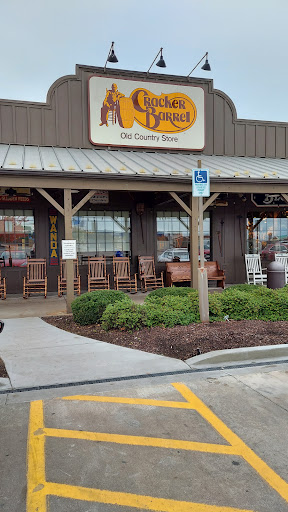 American Restaurant «Cracker Barrel Old Country Store», reviews and photos, 200 Davis Blvd, Pittsburgh, PA 15275, USA