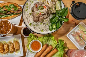 Pho Table image