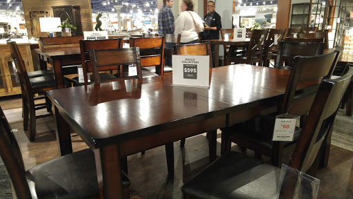 Furniture Store «Living Spaces - Van Nuys», reviews and photos, 14400 Arminta St, Panorama City, CA 91402, USA