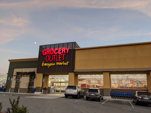 Grocery Store «Grocery Outlet Bargain Market», reviews and photos, 1523 Fremont Blvd, Seaside, CA 93955, USA