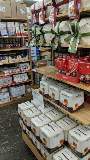 Furniture Store «Cost Plus World Market», reviews and photos, 1800 W Rio Salado Pkwy #150, Tempe, AZ 85281, USA