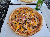 Plats et boissons du Pizzeria La Bella Pizza à Le Grau-du-Roi - n°2