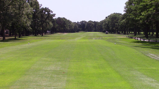 Golf Course «Pine Hills Golf Course», reviews and photos, 2 Country Club Dr, Manorville, NY 11949, USA
