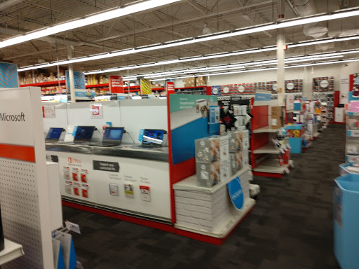 Office Supply Store «Staples», reviews and photos, 13013 Seminole Blvd, Largo, FL 33778, USA