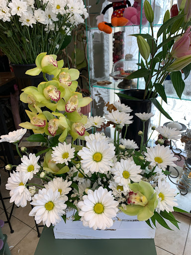 Florist «Crazy Daisy», reviews and photos, 4076 Hylan Blvd, Staten Island, NY 10308, USA