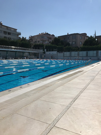 Nilüfer Belediyesi Konak Olimpik Yüzme Havuzu