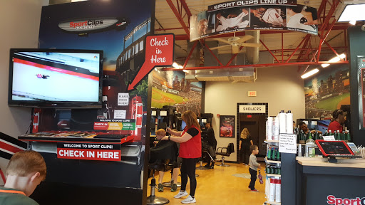 Hair Salon «Sport Clips Haircuts of Collierville», reviews and photos, 295 New Byhalia Rd Suite #107, Collierville, TN 38017, USA