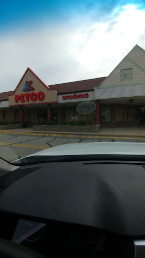 Pet Supply Store «Petco Animal Supplies», reviews and photos, 300 Quaker Ln #3, Warwick, RI 02886, USA