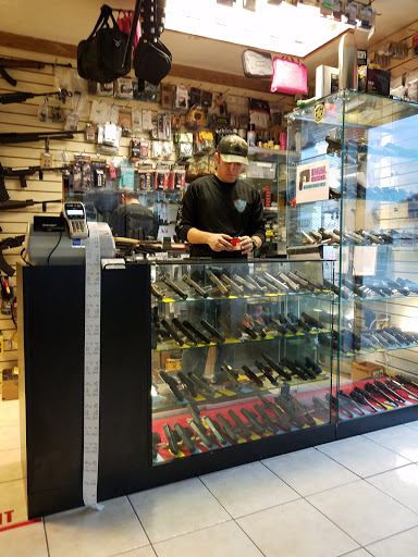 Gun Shop «Plant City Gun Range», reviews and photos, 711 S Collins St, Plant City, FL 33563, USA