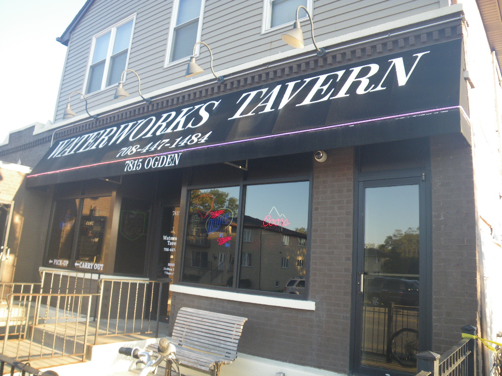 Waterworks Pizzeria & Tavern 60534