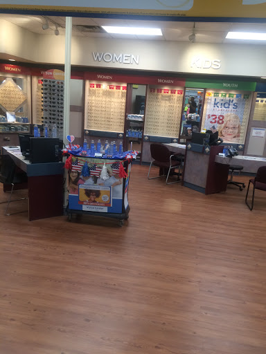 Discount Store «Walmart», reviews and photos, 120 Commercial Pkwy, Branford, CT 06405, USA