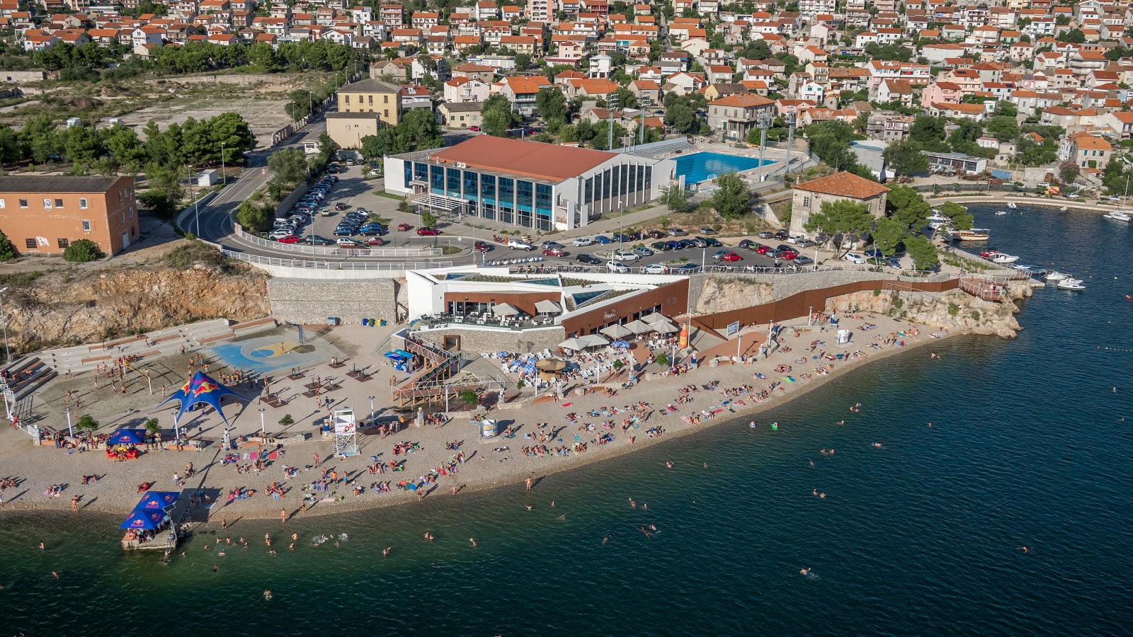 Foto van Banj beach gedeeltelijk resortgebied