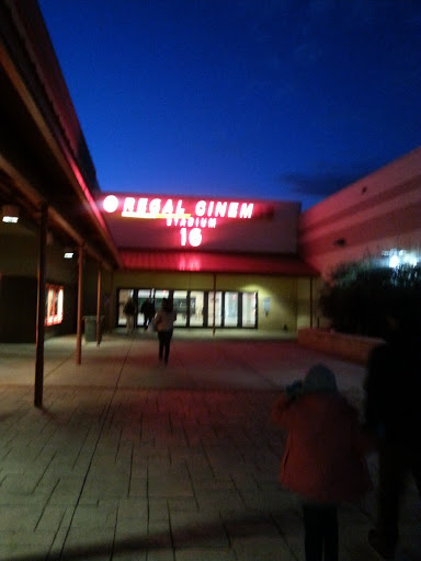 Movie Theater «Regal Cinemas Southpark Mall 16», reviews and photos, 300 Southpark Cir, Colonial Heights, VA 23834, USA