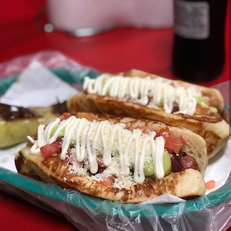 El Caprichoso Sonoran Hotdogs