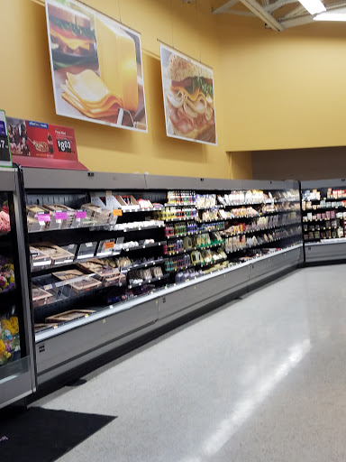 Shopping Mall «Eastport Plaza Shopping Center», reviews and photos, 4000 SE 82nd Ave, Portland, OR 97266, USA