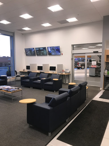 Chevrolet Dealer «Martin Chevrolet», reviews and photos, 5220 Northwest Hwy, Crystal Lake, IL 60014, USA