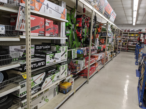 Hardware Store «Harbor Freight Tools», reviews and photos, 675 US-1 #15, Iselin, NJ 08830, USA
