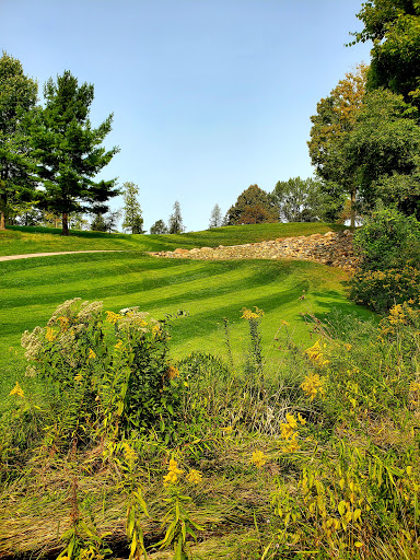 Public Golf Course «St Denis Golf Club & Party Center», reviews and photos, 10660 Chardon Rd, Chardon, OH 44024, USA