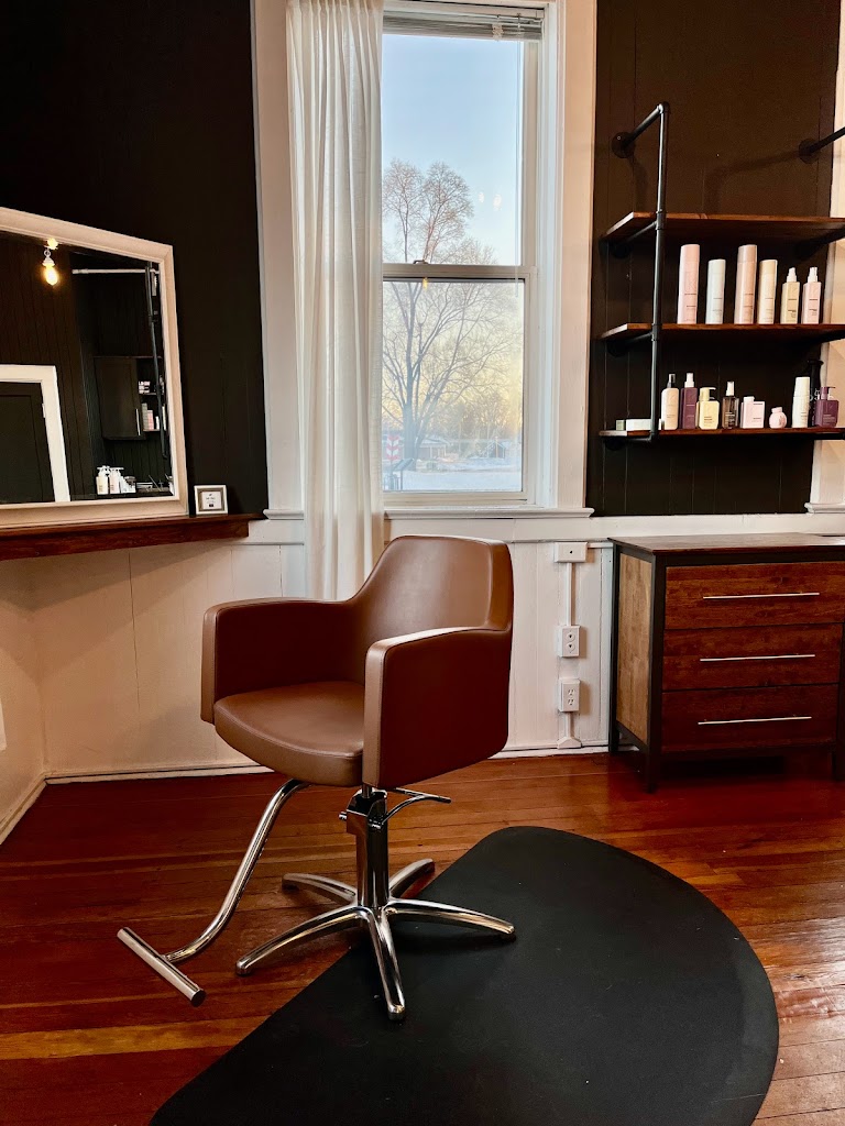H.Co Hair Studio 53583
