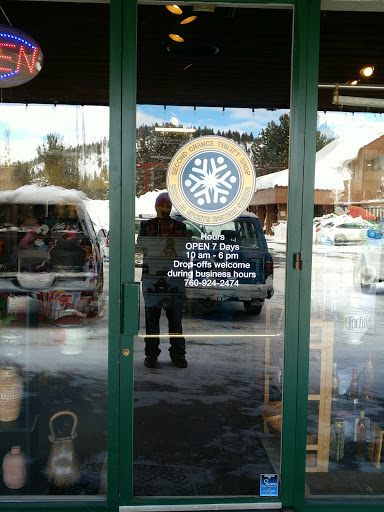 Second Chance Thrift Shop, 126 Old Mammoth Rd, Mammoth Lakes, CA 93546, USA, 