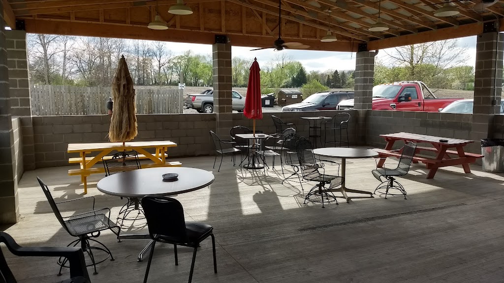 Bulldogs Bar & Grill 44514