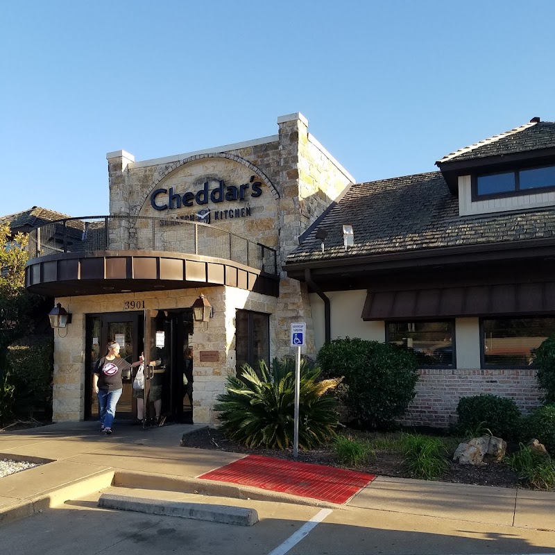 Cheddar's Scratch Kitchen