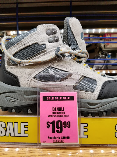 Sporting Goods Store «Big 5 Sporting Goods - Wilshire», reviews and photos, 6601 Wilshire Blvd, Los Angeles, CA 90048, USA