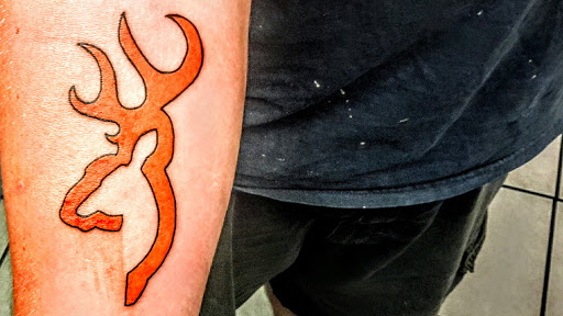 Tattoo Shop «Your Design Or Mine Tattoos», reviews and photos, 1993 Harrodsburg Rd, Lexington, KY 40504, USA