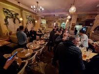 Atmosphère du Restaurant Chez Cézanne à Paris - n°19