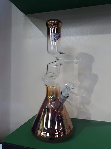 Tobacco Shop «Glassworx of Tulsa Head Shop», reviews and photos, 6529 E 51st St, Tulsa, OK 74145, USA