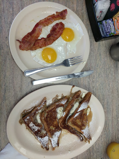 Donut Shop «HoneyDip Donuts», reviews and photos, 4480 Kenny Rd, Columbus, OH 43220, USA