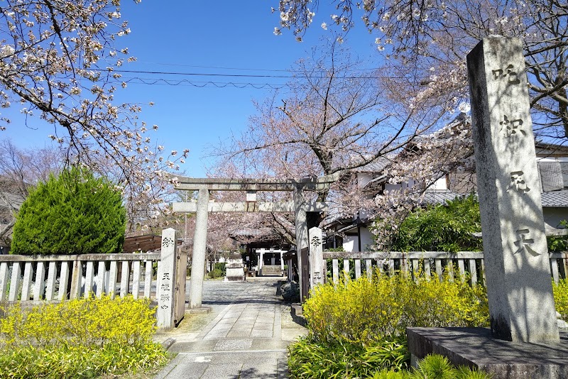 真如堂塔頭 法伝寺（荼枳尼天）