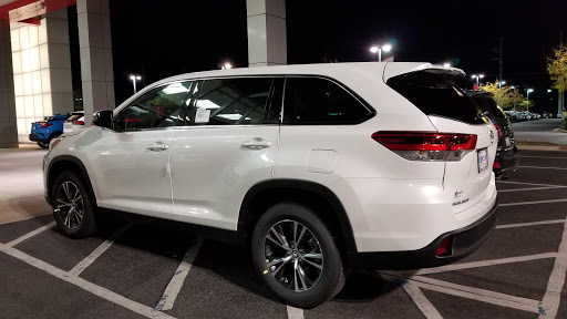 Ford Dealer «Oxmoor Auto Group», reviews and photos, 8001 Shelbyville Rd, Louisville, KY 40222, USA