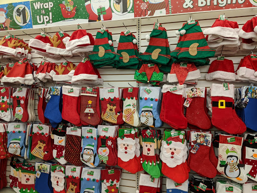 Dollar Store «Dollar Tree», reviews and photos, 18 W Court St, Woodland, CA 95695, USA