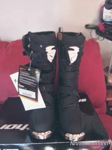 Motorcycle Dealer «Lansford Kawasaki Suzuki Yamaha», reviews and photos, 2876 N Main St, Crossville, TN 38555, USA