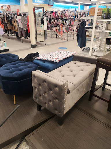 Clothing Store «Ross Dress for Less», reviews and photos, 829 N Oak Park Blvd, Pismo Beach, CA 93449, USA