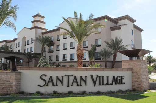 Hotel «DoubleTree by Hilton Hotel Phoenix - Gilbert», reviews and photos, 1800 S Santan Village Pkwy, Gilbert, AZ 85295, USA