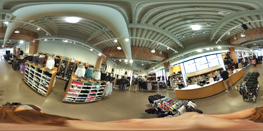 Sportswear Store «lululemon», reviews and photos, 1457 3rd Street Promenade, Santa Monica, CA 90401, USA