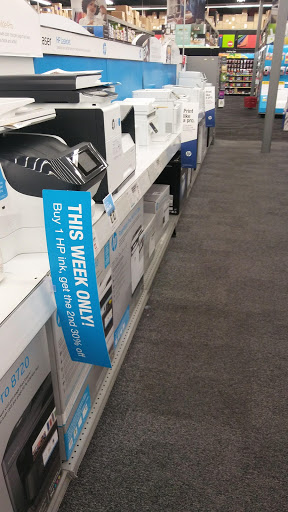 Office Supply Store «Staples», reviews and photos, 19141 Golden Valley Rd, Santa Clarita, CA 91387, USA