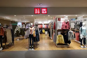 UNIQLO Shin Kong Mitsukoshi Taichung Zhonggang Store image